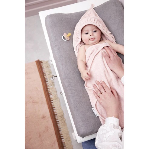 Meyco Baby Capa de Baño con volado Rosada